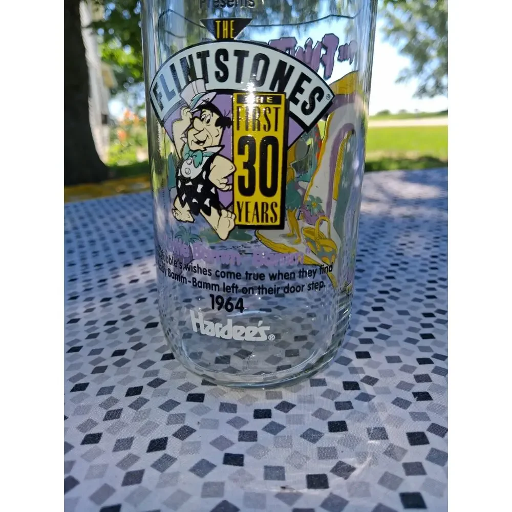 Vintage FLINTSTONES FIRST 30 YEARS Anniversary 1964 Hardees Glass 1991. Excelnt